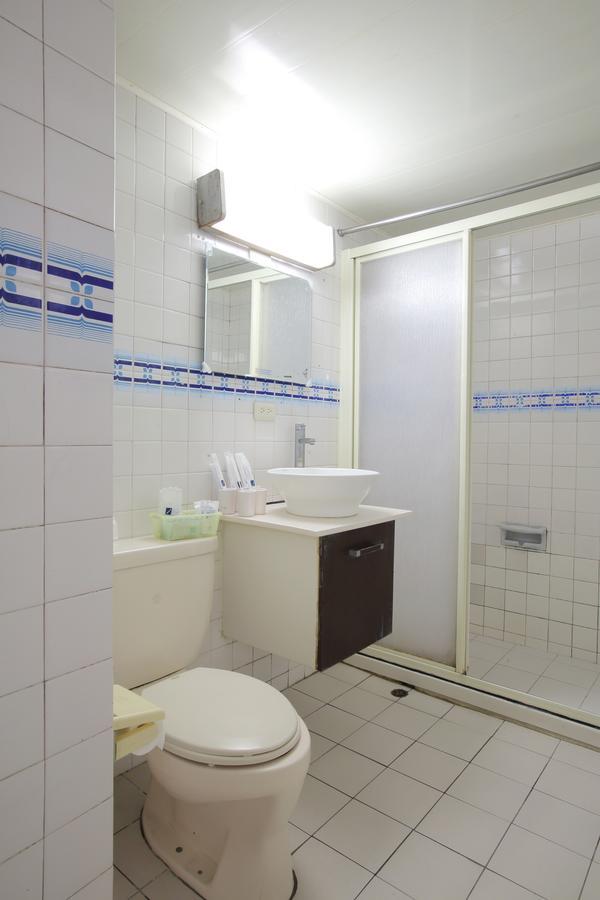 Chiayi Crown Hotel Eksteriør billede
