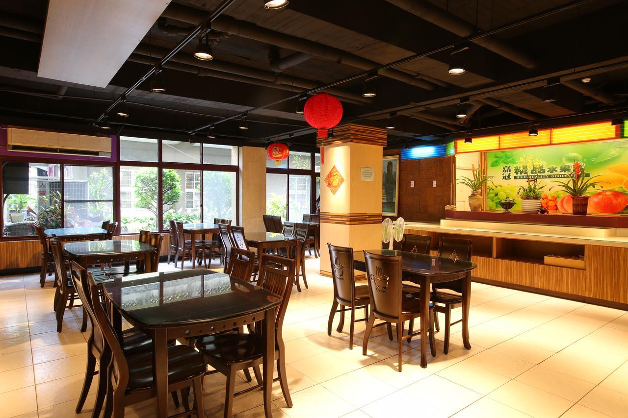 Chiayi Crown Hotel Eksteriør billede